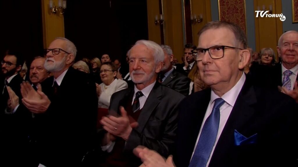 Broadcast of the ceremonial session of the Toruń City Council, Telewizja Toruń, screenshot