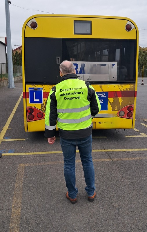 kontrola egzaminu kat. D na prawo jazdy wyk. Departament Infrastruktury