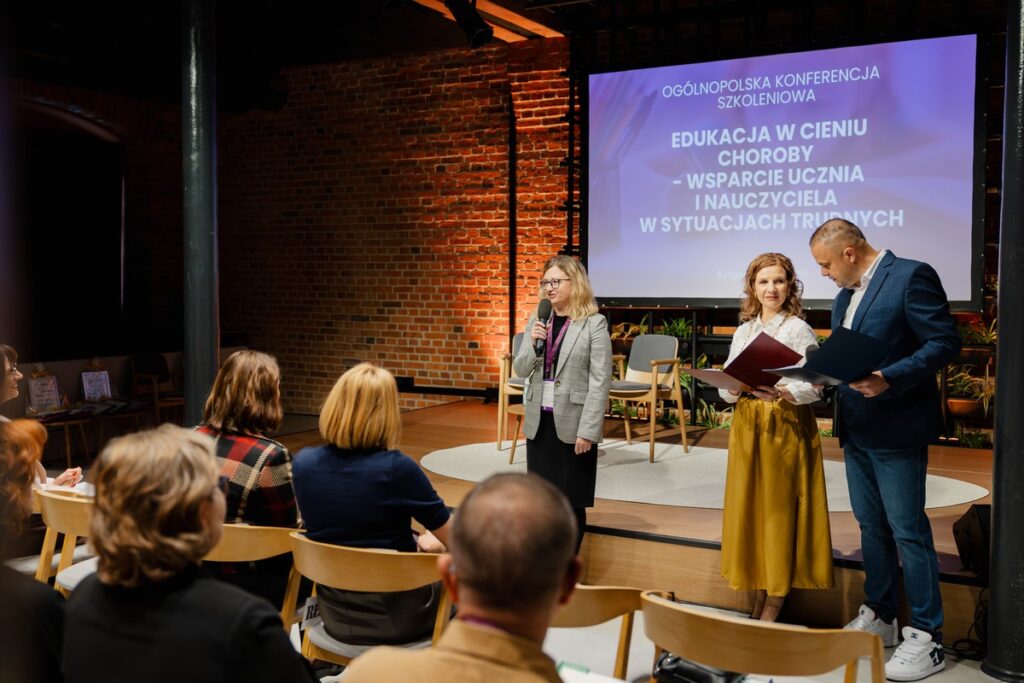 pozdrowienia dla uczestników konferencji - pani Eliza Kaczmarek- Dyrektor Departamentu Edukacji Urzędu Marszałkowskiego