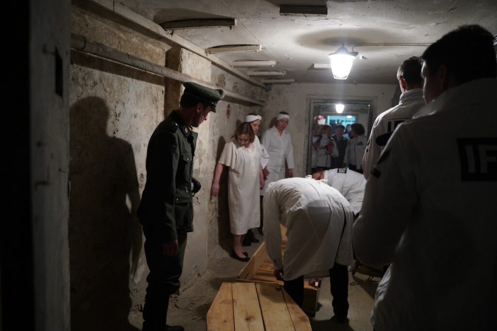 On the set of the film “The Children of Szmalcówka”, photo by Unisław Historical Society