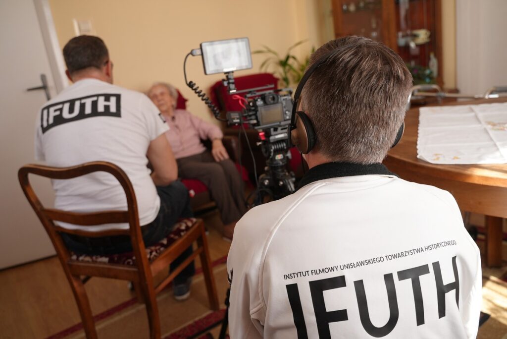 On the set of the film “The Children of Szmalcówka”, photo by Unisław Historical Society