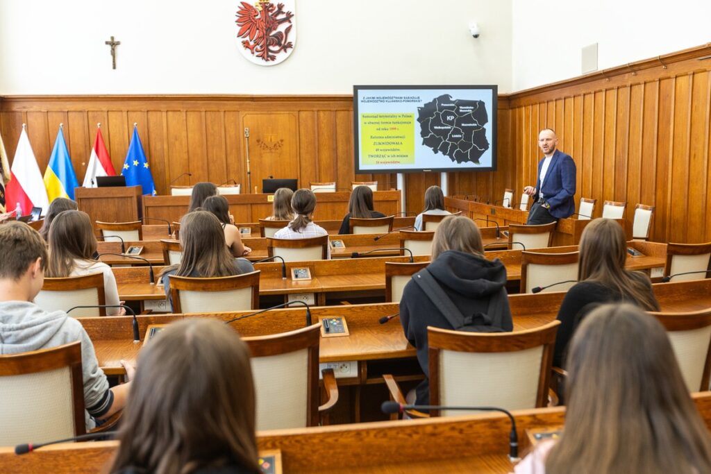 Kujawsko-Pomorska Lekcja Samorządowa, fot. Szymon Zdziebło/tarantoga.pl dla UMWKP