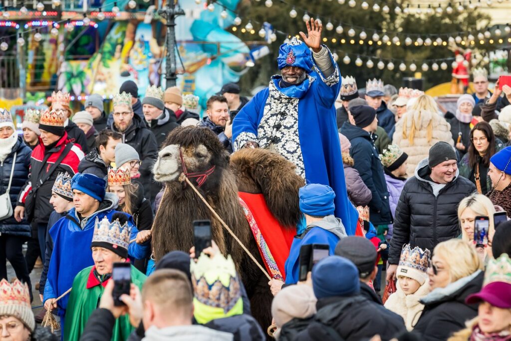 Orszak Trzech Króli w Bydgoszczy, fot. Tomasz Czachorowski, eventphoto.com.pl dla UMWKP