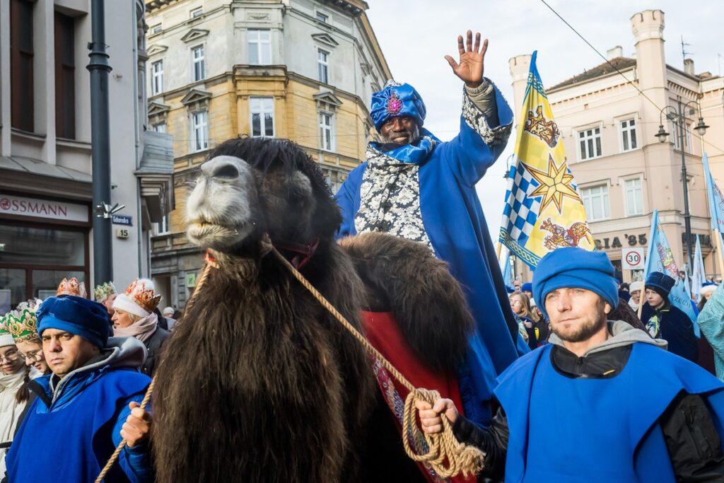 Orszak Trzech Króli w Bydgoszczy, fot. Tomasz Czachorowski, eventphoto.com.pl dla UMWKP