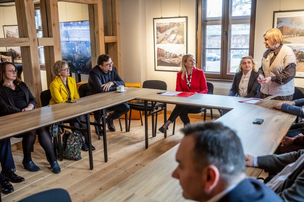 Posiedzenie inauguracyjne Rady Działalności Pożytku Publicznego, fot. Andrzej Goiński/UMWKP