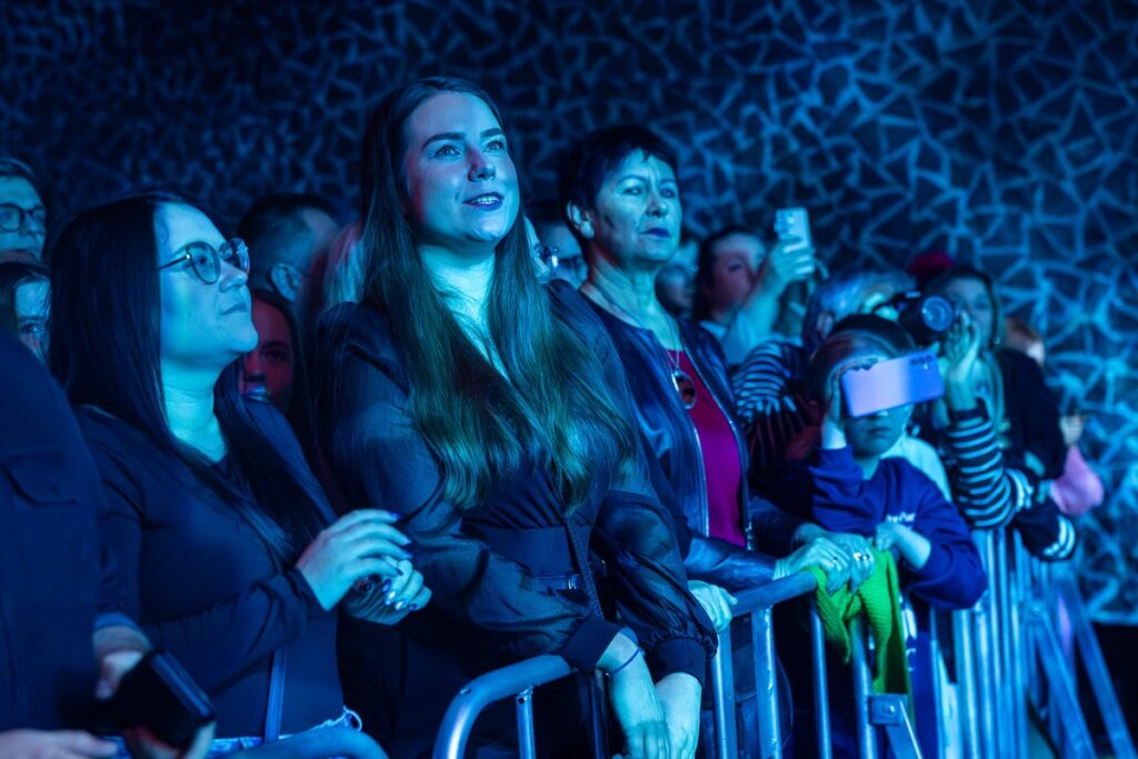 Koncert Kamila Bednarka w CKK Jordanki, fot. Szymon Zdziebło/tarantoga.pl dla UMWKP