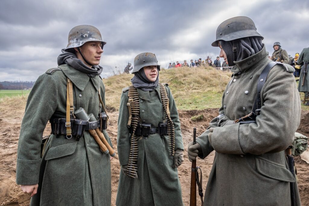 Rekonstrukcja historyczne w Borównie fot. Szymon Zdziebło/tarantoga.pl dla UMWKP