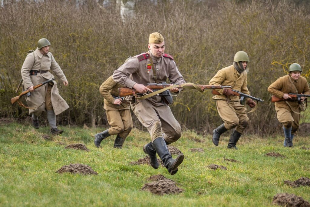 Historical reenactment in Borówno, photo by Szymon Zdziebło/tarantoga.pl for UMWKP.