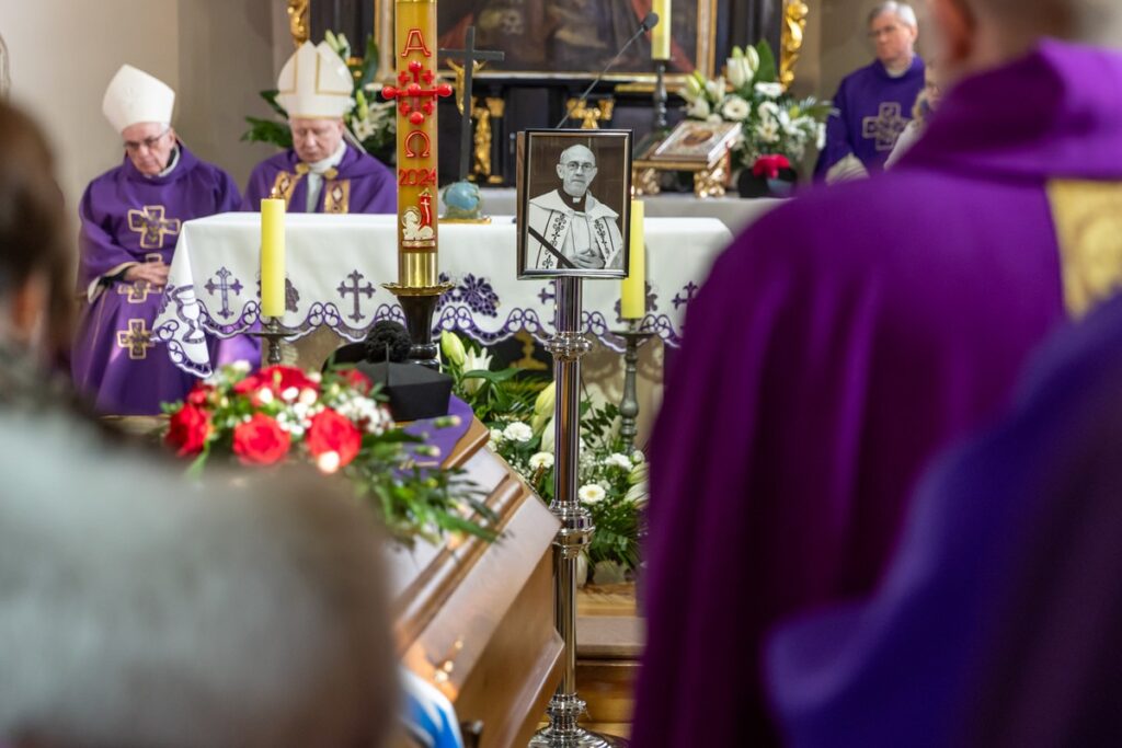 Pogrzeb ks. Wacława Dokurno, fot. Andrzej Goiński/UMWKP