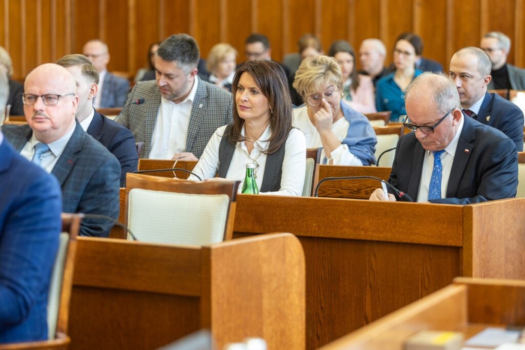 Session of the regional parliament, 17 February 2025, photo Szymon Zdziebło/tarantoga for UMWKP