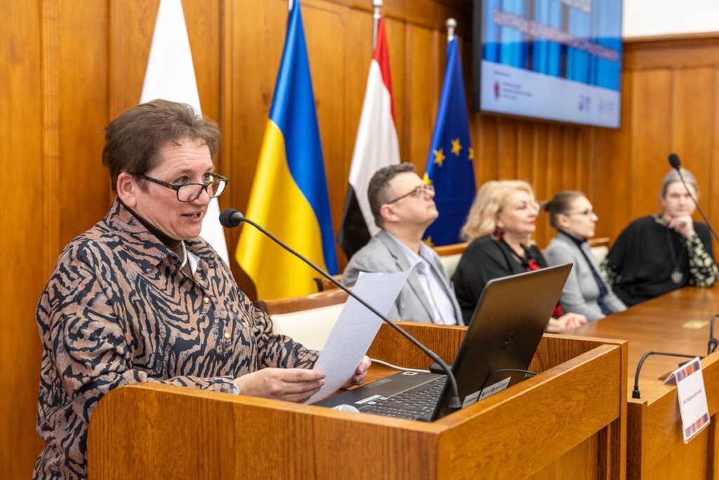 Dyktando w Urzędzie Marszałkowskim, fot. Szymon Zdziebło/tarantoga.pl dla UMWKP