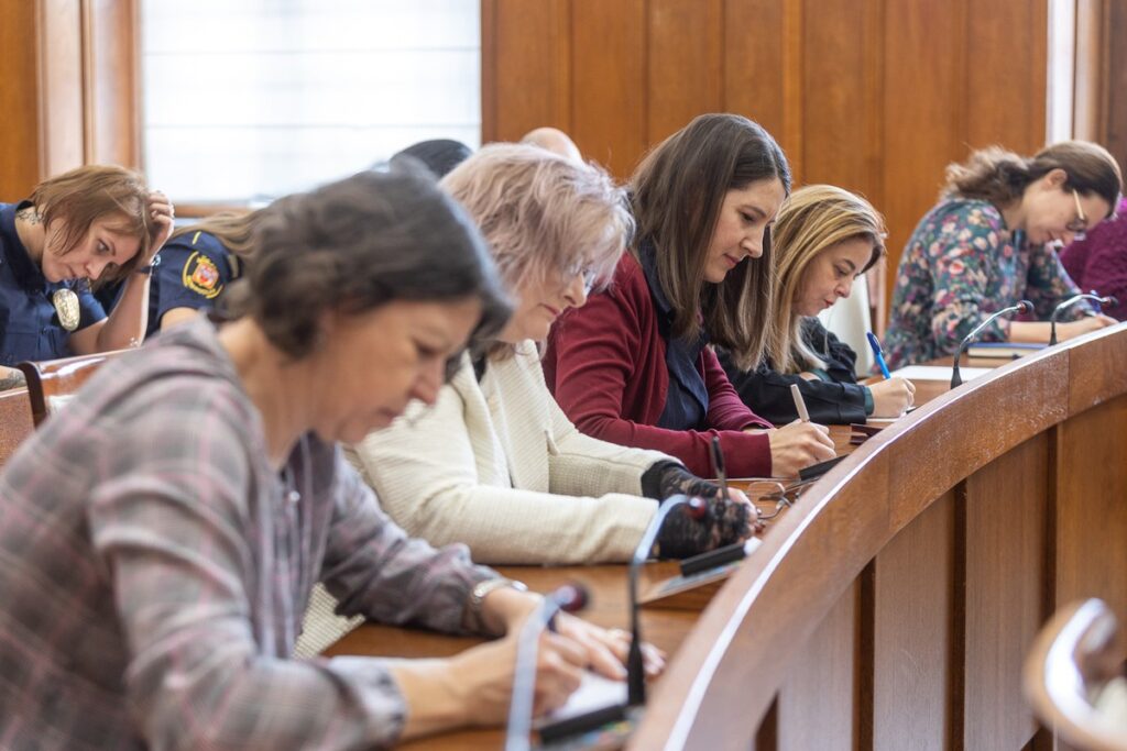 Dyktando w Urzędzie Marszałkowskim, fot. Szymon Zdziebło/tarantoga.pl dla UMWKP