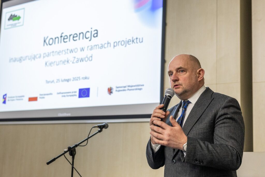 Inauguracja projektu „Kierunek-Zawód” fot. Szymon Zdziebło/tarantoga.pl dla UMWKP