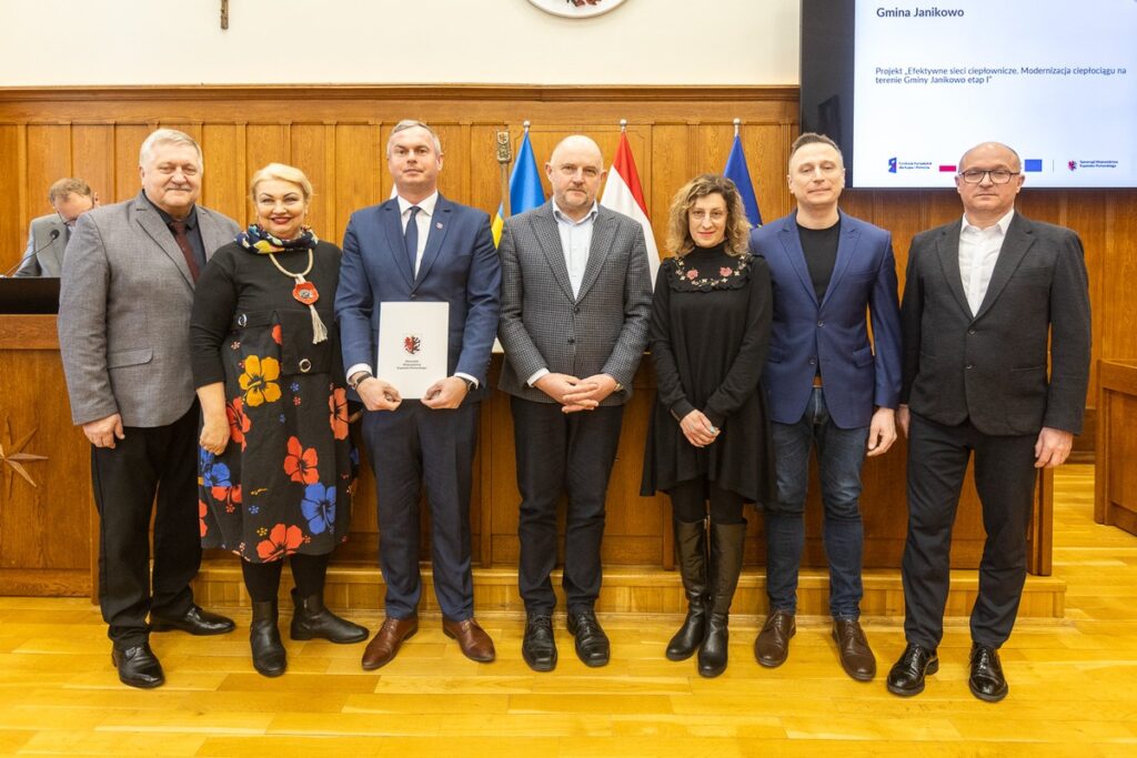 Ceremonia przekazania umów FEdKP, 28 lutego 2025, fot. Szymon Zdziebło/tarantoga.pl dla UMWKP