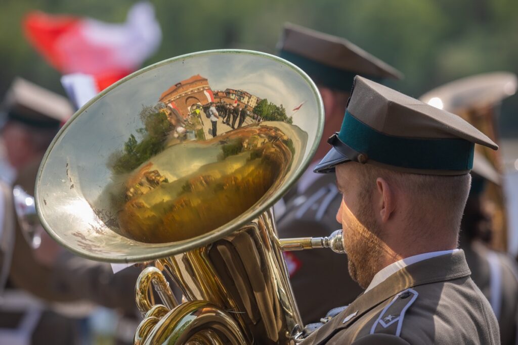 Obchody Dnia Flagi w Toruniu, fot. Mikołaj Kuras dla UMWKP