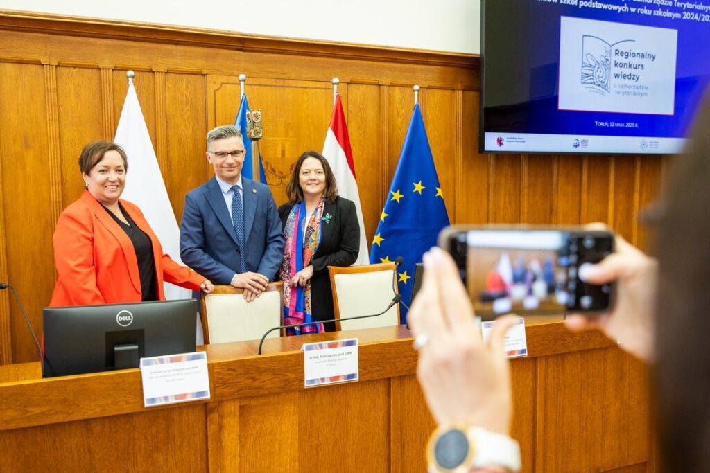 Finał XXII edycji Regionalnego Konkursu Wiedzy o Samorządzie Terytorialnym dla uczniów szkół podstawowych. Fot. Andrzej Goiński UMWKP