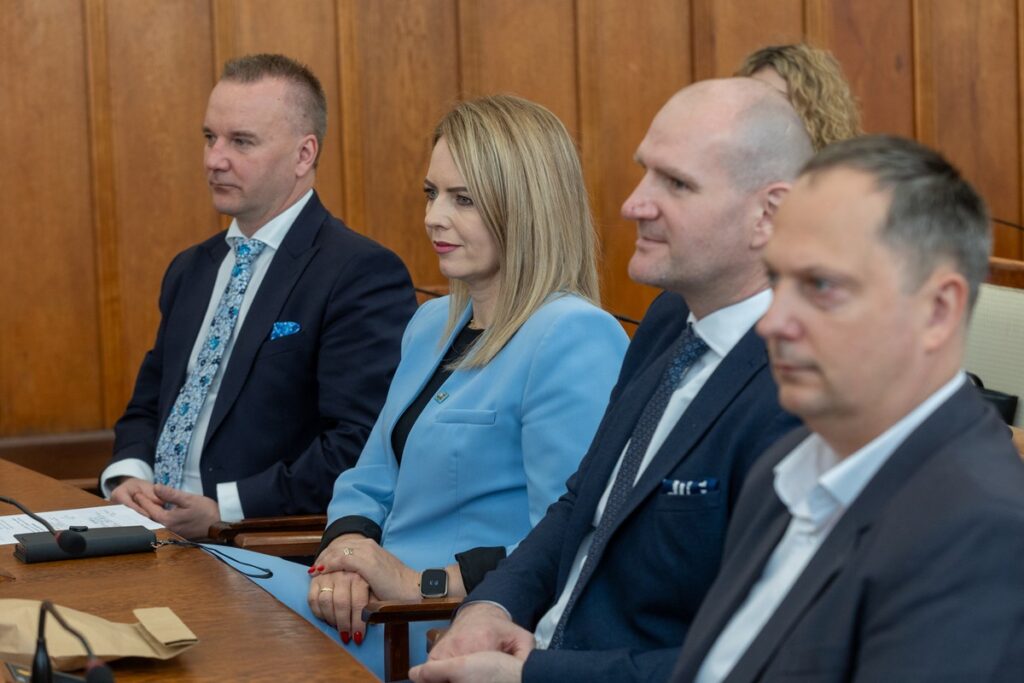 Wręczenie umów FEdKP 2021-2027, 16 maja 2025 r., fot. Mikołaj Kuras dla UMWKP