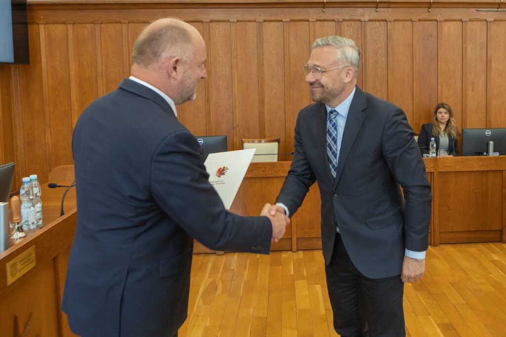 Wręczenie umów FEdKP 2021-2027, 16 maja 2025 r., fot. Mikołaj Kuras dla UMWKP