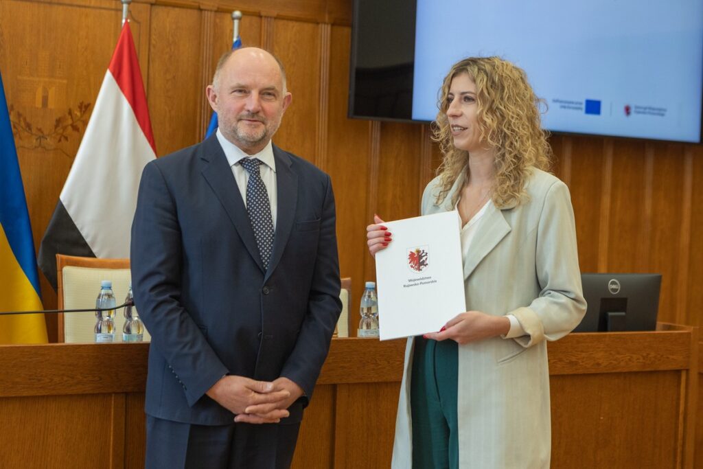 Wręczenie umów FEdKP 2021-2027, 16 maja 2025 r., fot. Mikołaj Kuras dla UMWKP