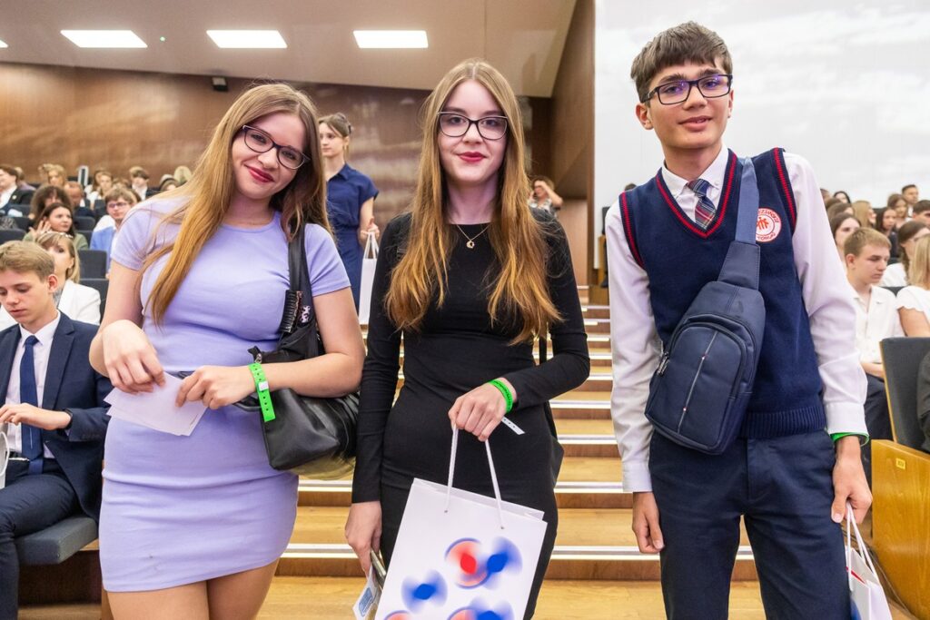 Spotkanie ze stypendystami, 2 czerwca 2025 r., fot. Szymon Zdziebło/tarantoga.pl dla UMWKP