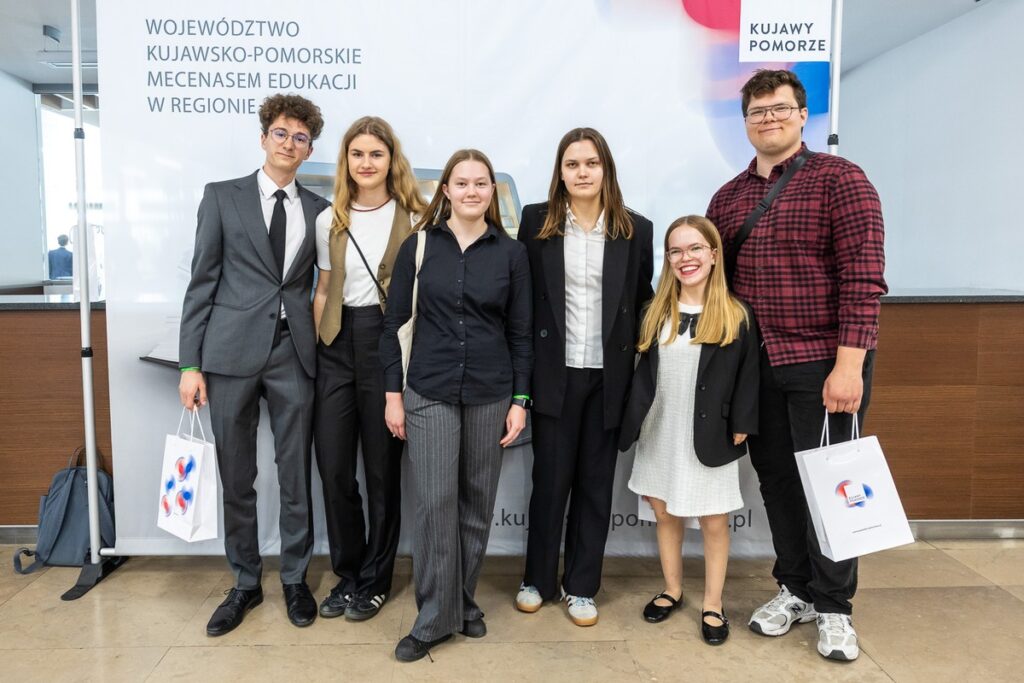 Spotkanie ze stypendystami, 2 czerwca 2025 r., fot. Szymon Zdziebło/tarantoga.pl dla UMWKP