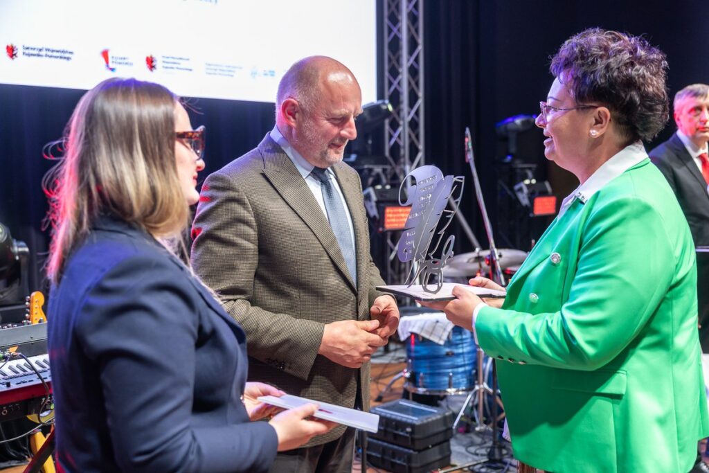 Spotkanie ze stypendystami, 2 czerwca 2025 r., fot. Szymon Zdziebło/tarantoga.pl dla UMWKP