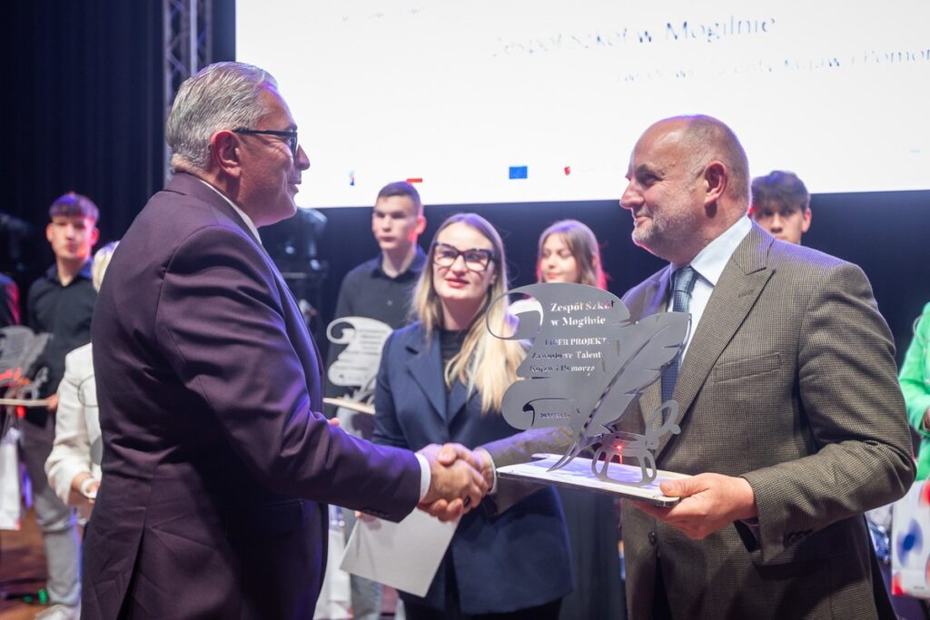 Spotkanie ze stypendystami, 2 czerwca 2025 r., fot. Szymon Zdziebło/tarantoga.pl dla UMWKP