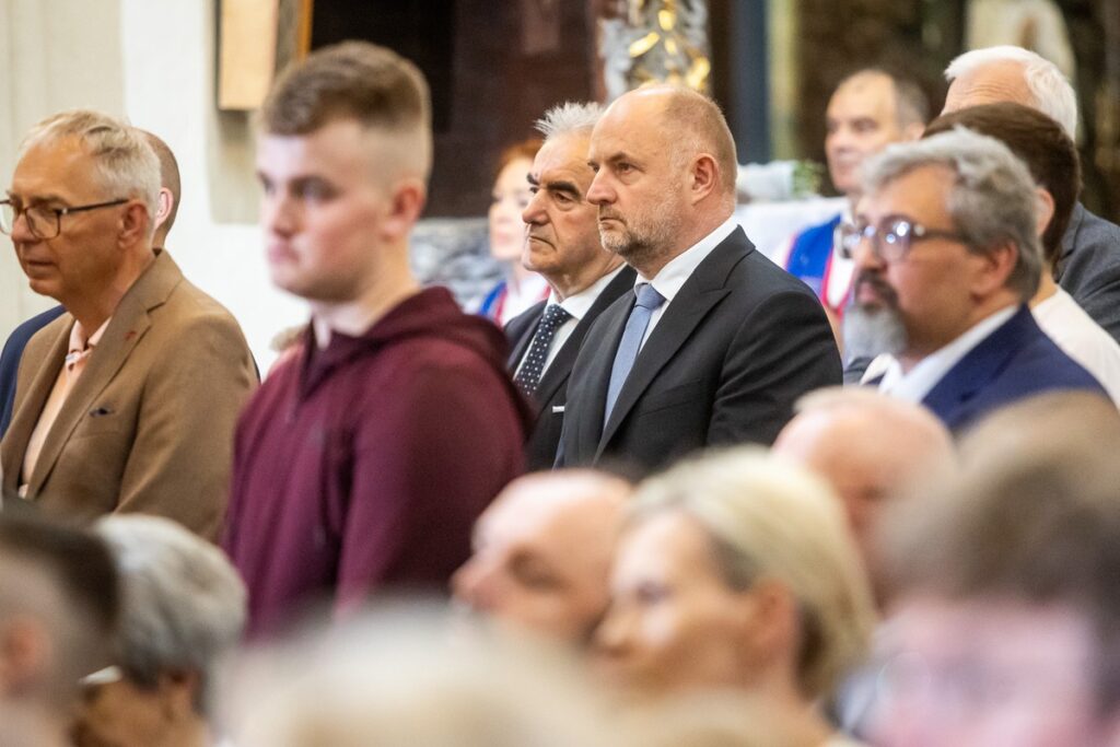 Ingres biskupa Arkadiusza Okroja, fot. Szymon Zdziebło/tarantoga.pl dla UMWKP