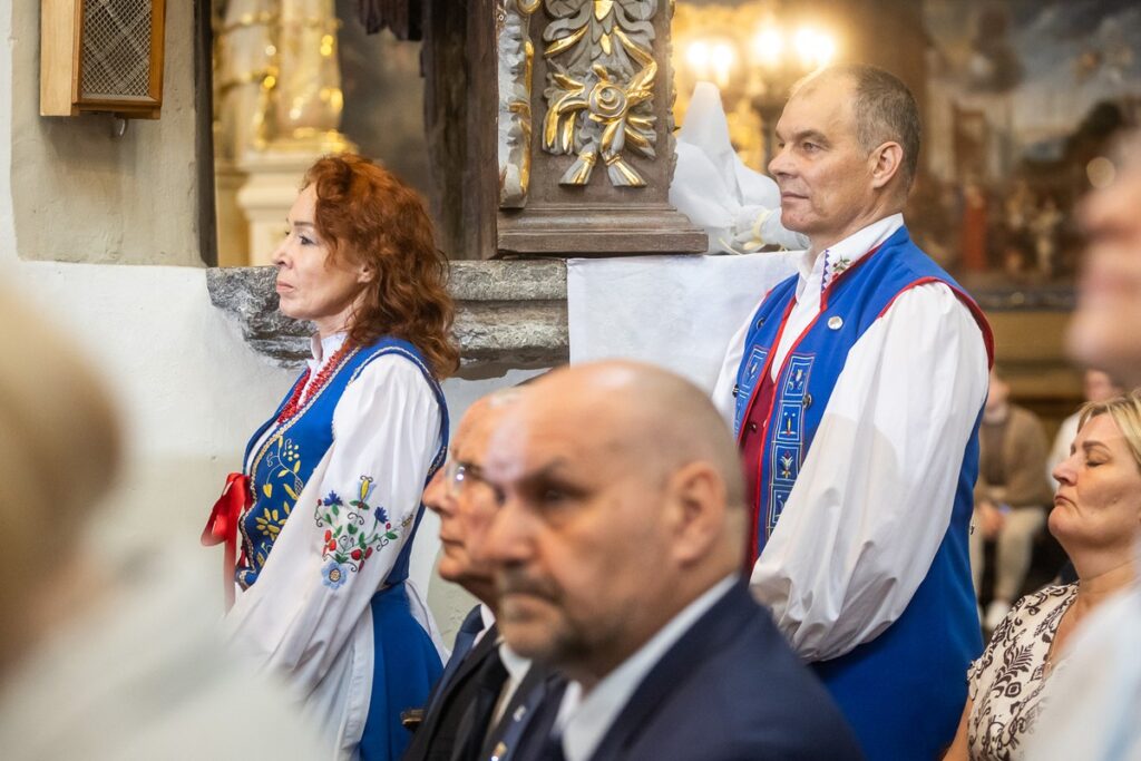Ingres biskupa Arkadiusza Okroja, fot. Szymon Zdziebło/tarantoga.pl dla UMWKP