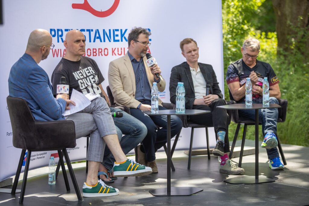 Przystanek JP2, fot. Mikołaj Kuras dla UMWKP