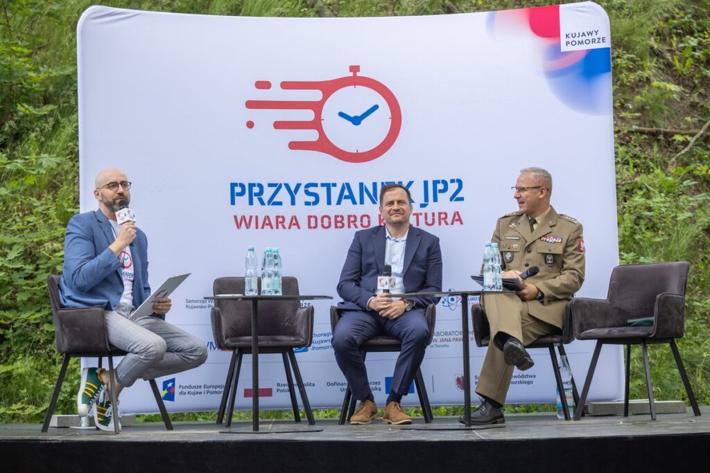 Przystanek JP2, fot. Mikołaj Kuras dla UMWKP