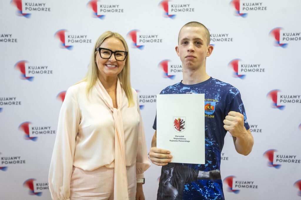 Awarding of sports scholarships photo: Szymon Zdziebło/tarantoga.pl for UMWKP