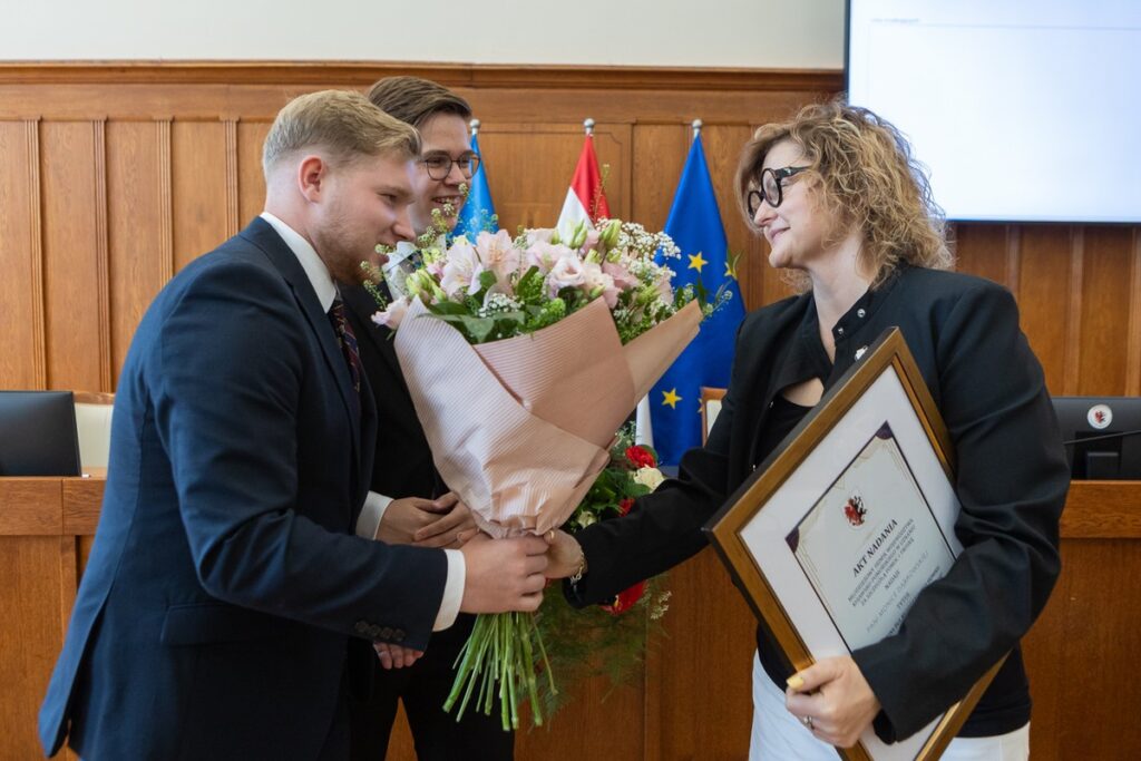 VII sesja młodzieżowego sejmiku II kadencji, fot. Mikołaj Kuras dla UMWKP