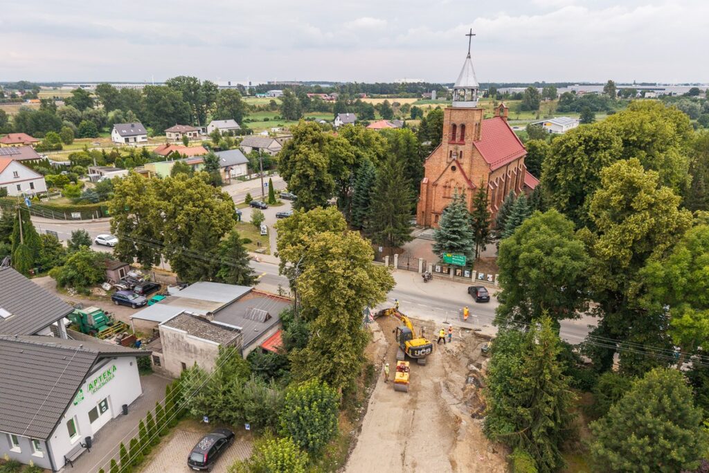 Modernizacja DW 268, fot. Szymon Zdziebło/tarantoga.pl dla UMWKP