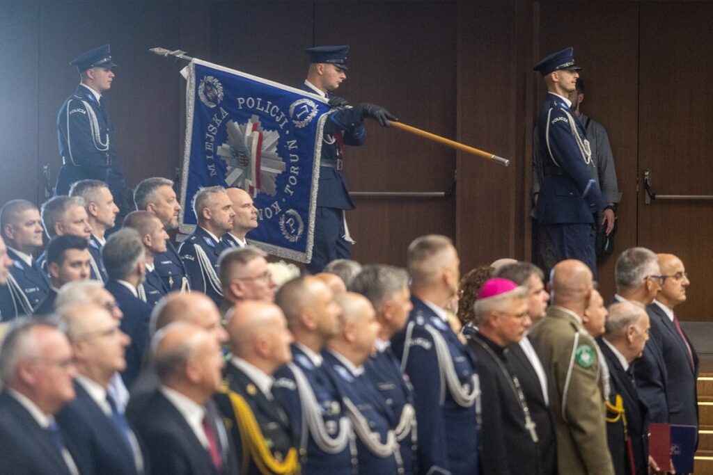 Uroczyste spotkanie z okazji Święta Policji, fot. Szymon Zdziebło/tarantoga dla UMK