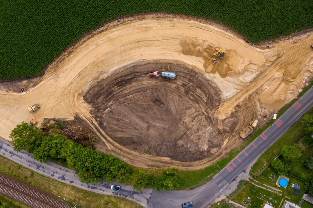 Construction of a Roundabout in Broniewice, photo by Mikołaj Kuras for UMWKP