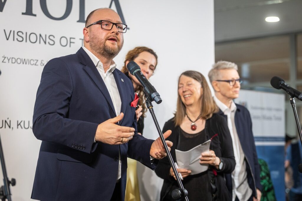 Opening of Bill Viola’s Exhibition “Visions of Time”, photo by Szymon Zdziebło / tarantoga.pl for UMWKP