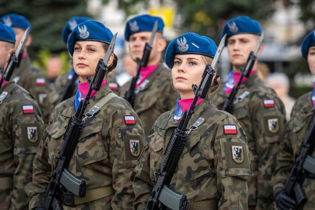 Wojewódzkie obchody Narodowego Dnia Pamięci Powstania Warszawskiego we Włocławku, fot. Szymon Zdziebło/tarantoga dla UMWKP