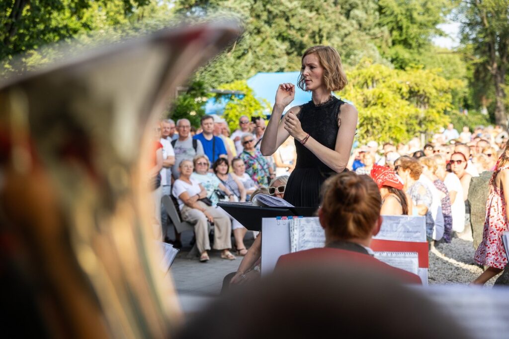 Otwarcie IV. Międzynarodowego Festiwalu „Vistula Sounds” im. Ireny Santor w Ciechocinku, fot. Szymon Zdziebło/tarantoga.pl dla UMWKP