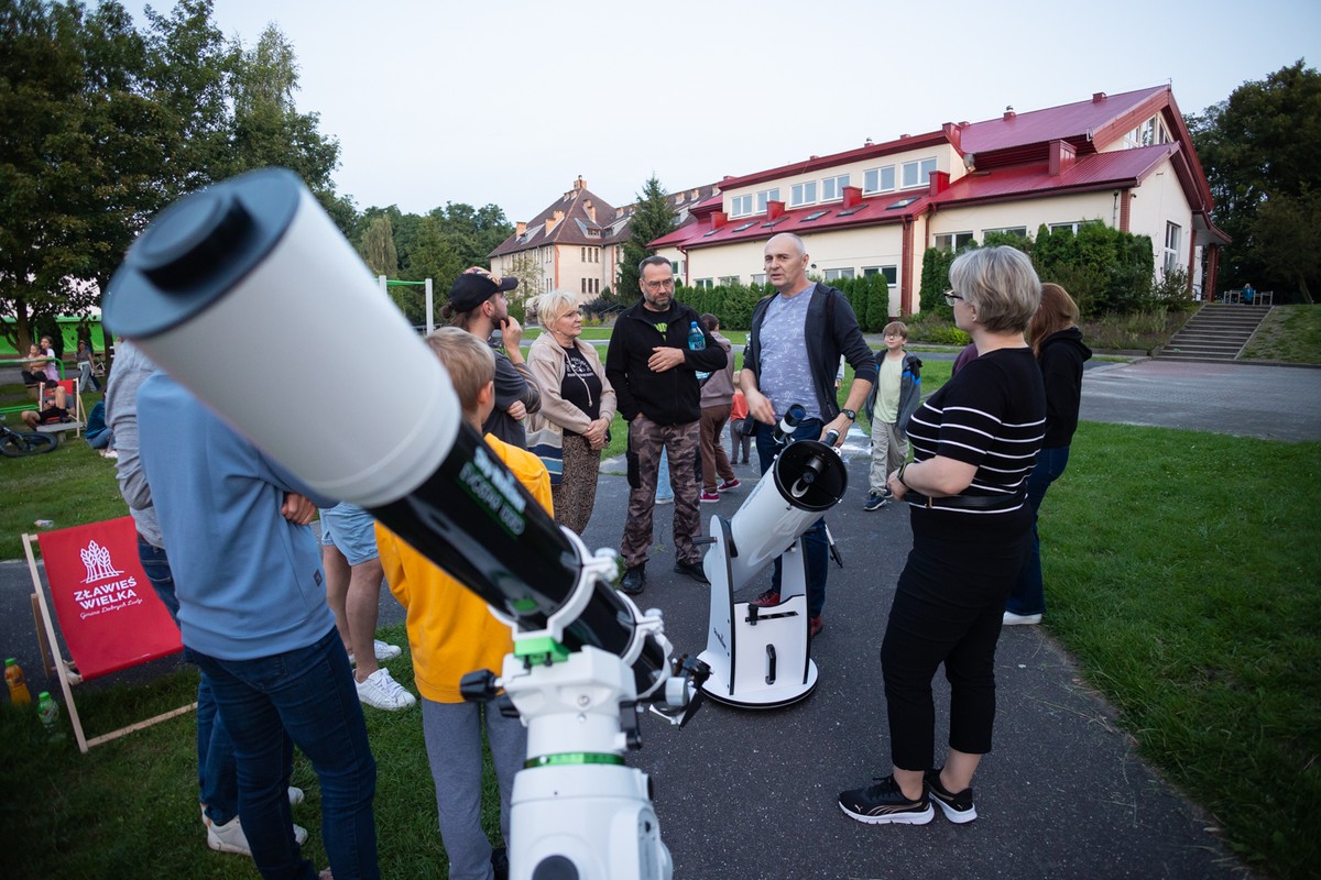 Perseid observations at Astrobaza Zławieś Wielka, photo by Mikołaj Kuras for UMWKP