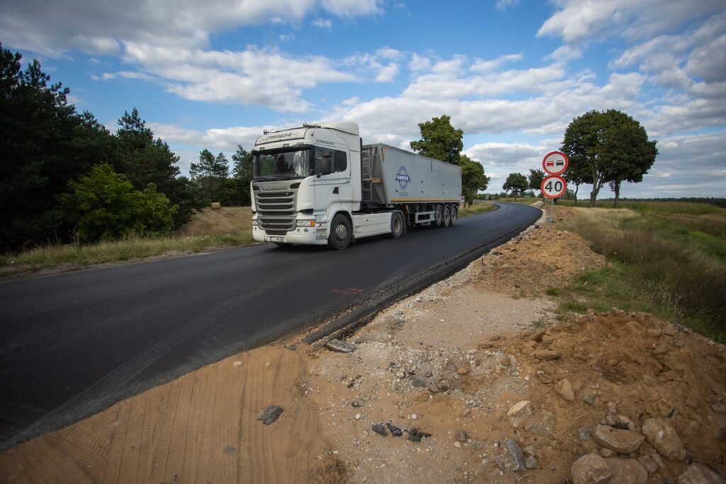 Modernization of the DW 557 Janiszewo-Stary Kobrzyniec road, photo by Mikołaj Kuras for UMWKP