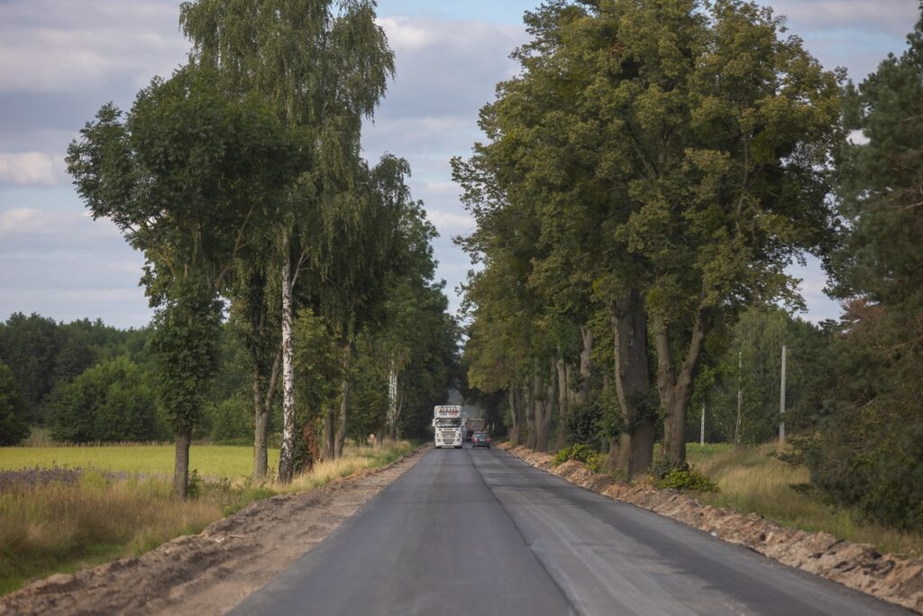 Modernization of the DW 557 Janiszewo-Stary Kobrzyniec road, photo by Mikołaj Kuras for UMWKP