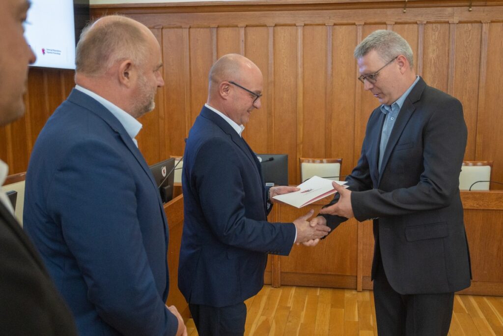 Ceremonia wręczenia umów FEdKP, 28 sierpnia 2025, fot. Mikołaj Kuras dla UMWKP