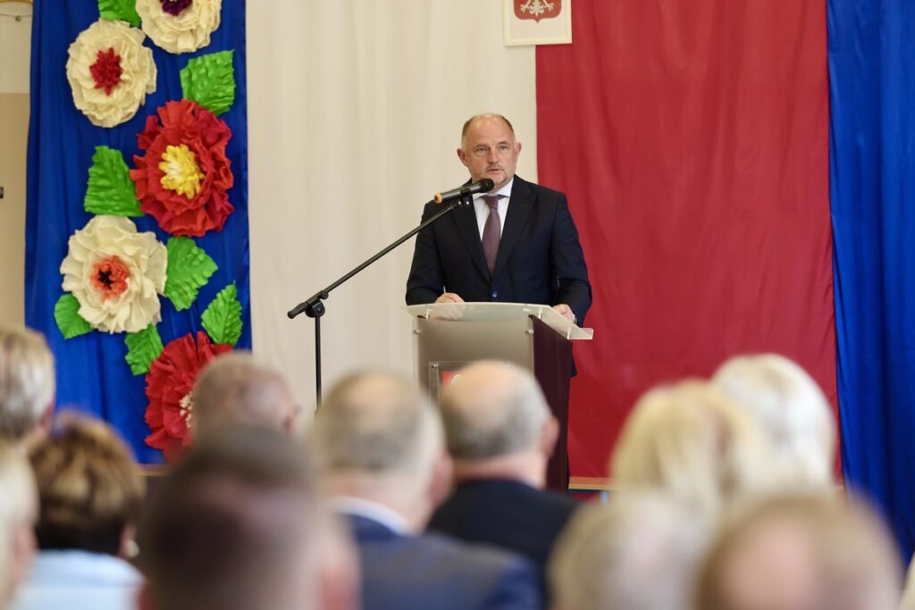Rozpoczęcie roku szkolnego w Szkole Podstawowej w Łążynie, fot. Andrzej Goiński/UMWKP