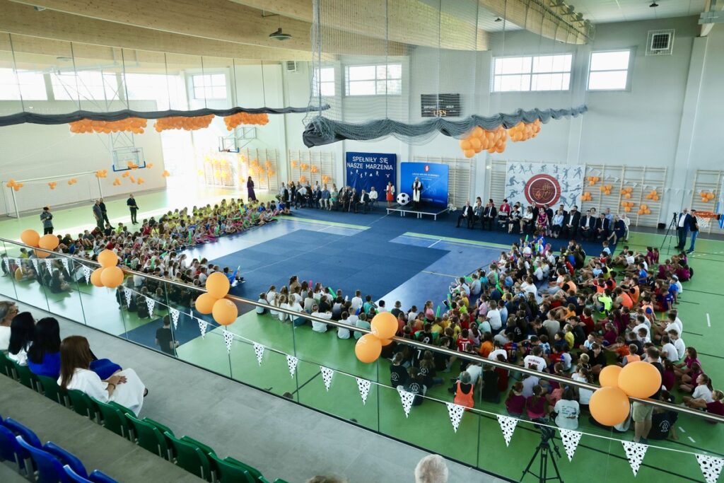 Opening of the sports hall at the School Complex in Brodnica, photo: Andrzej Goiński/UMWKP