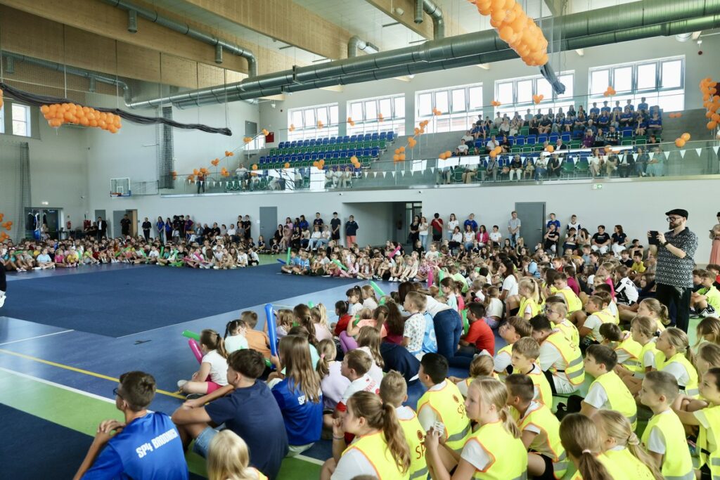 Opening of the sports hall at the School Complex in Brodnica, photo: Andrzej Goiński/UMWKP
