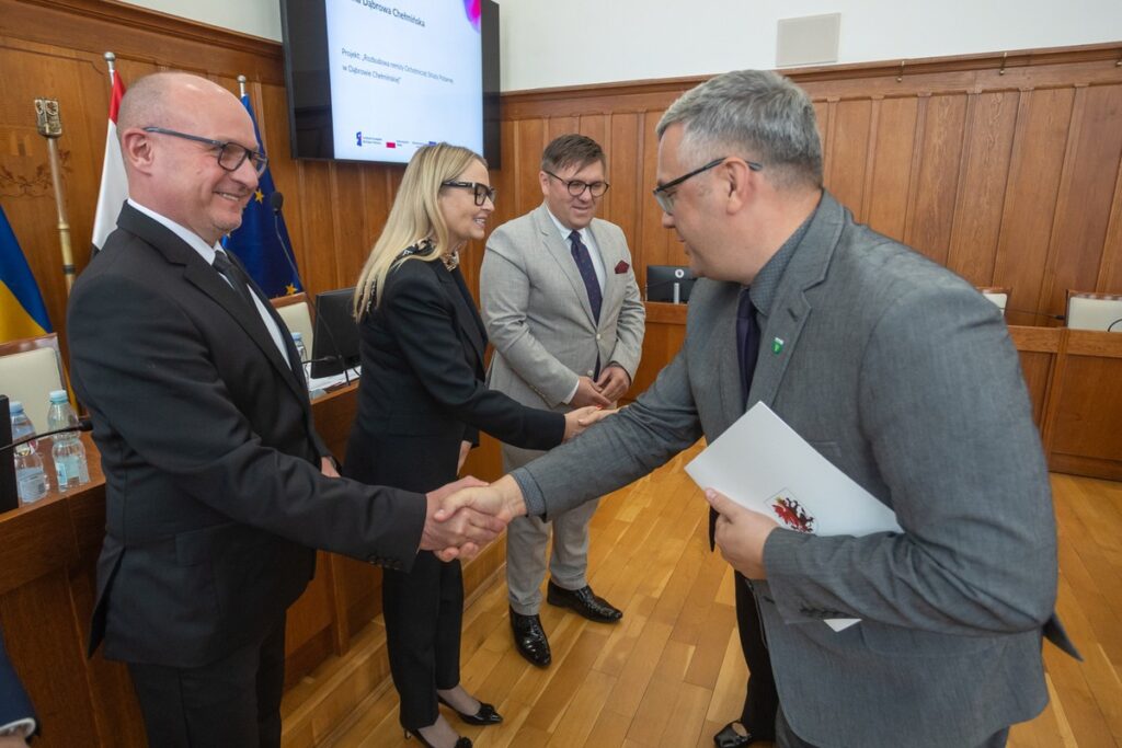 Ceremonia wręczenia umów FEdKP i KPO, fot. Mikołaj Kuras dla UMWKP