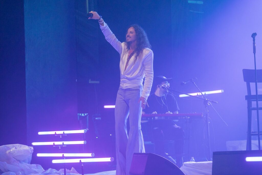 Concert “Michał Szpak Symphonically” in Inowrocław, photo by Mikołaj Kuras for UMWKP