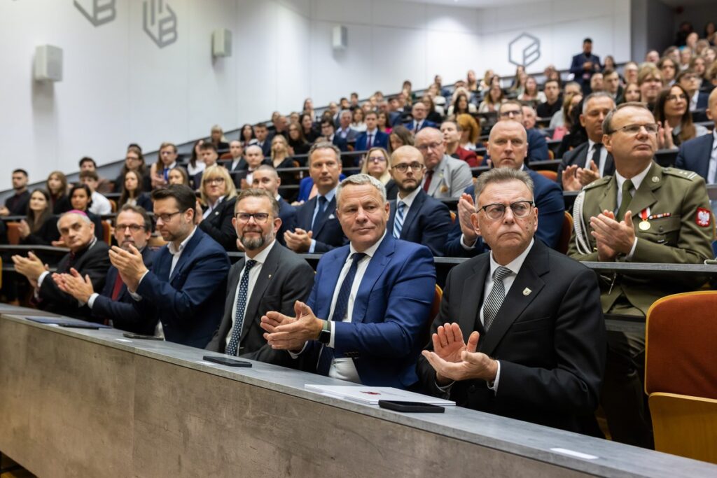 Inauguration of the academic year at Bydgoszcz University of Science and Technology, photo by Tomasz Czachorowski/eventphoto.com.pl for the UMWKP