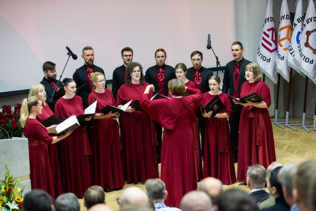 Inauguration of the academic year at Bydgoszcz University of Science and Technology, photo by Tomasz Czachorowski/eventphoto.com.pl for the UMWKP